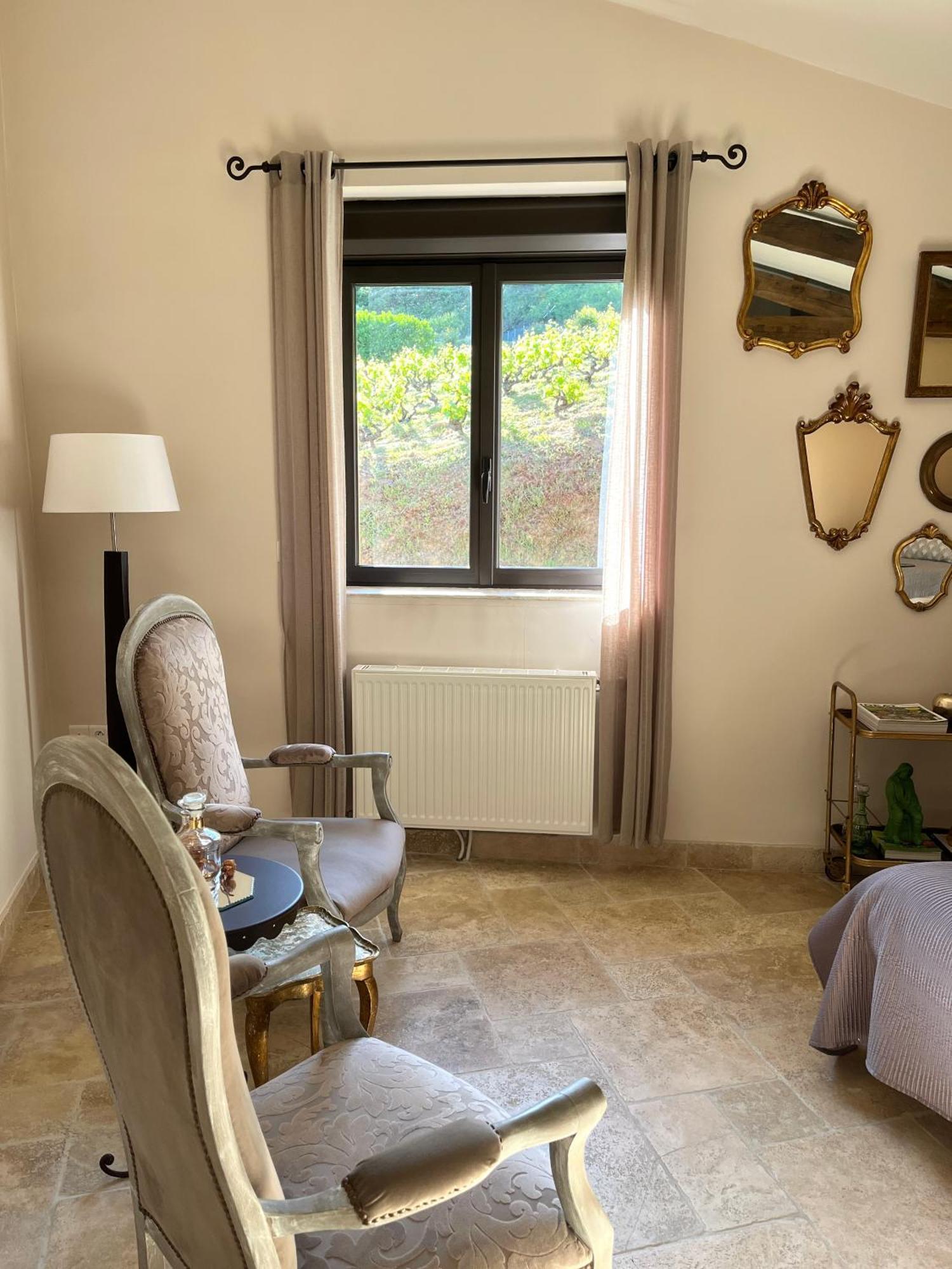 Le Balcon Du Fetre Bed & Breakfast Chiroubles Exterior photo