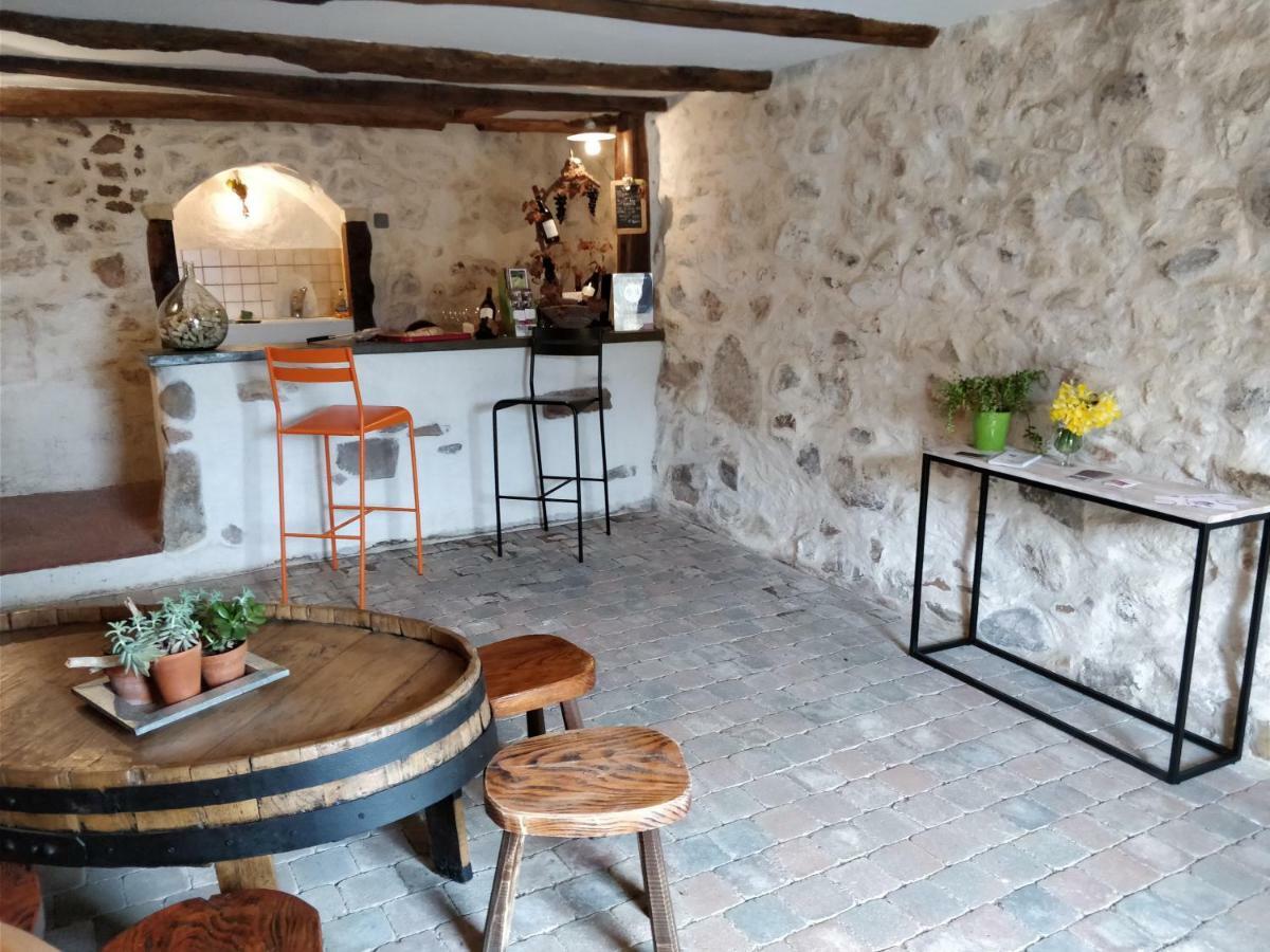Le Balcon Du Fetre Bed & Breakfast Chiroubles Exterior photo